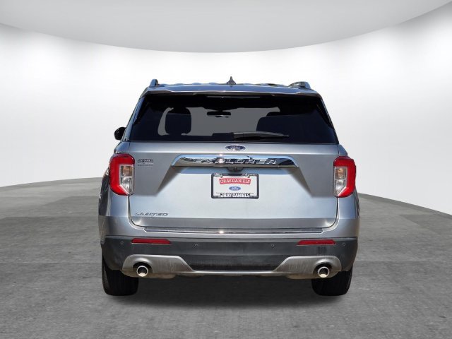 Certified 2024 Ford Explorer Limited w/ Limited Technology Package RWD image 5