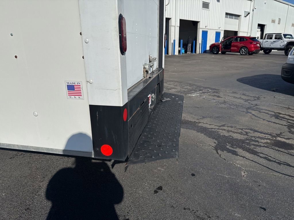 Used 2022 Chevrolet Express 3500 w/ Power Convenience Package image 22