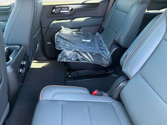 New 2026 GMC Yukon AT4 w/ AT4 Premium Plus Package image 12