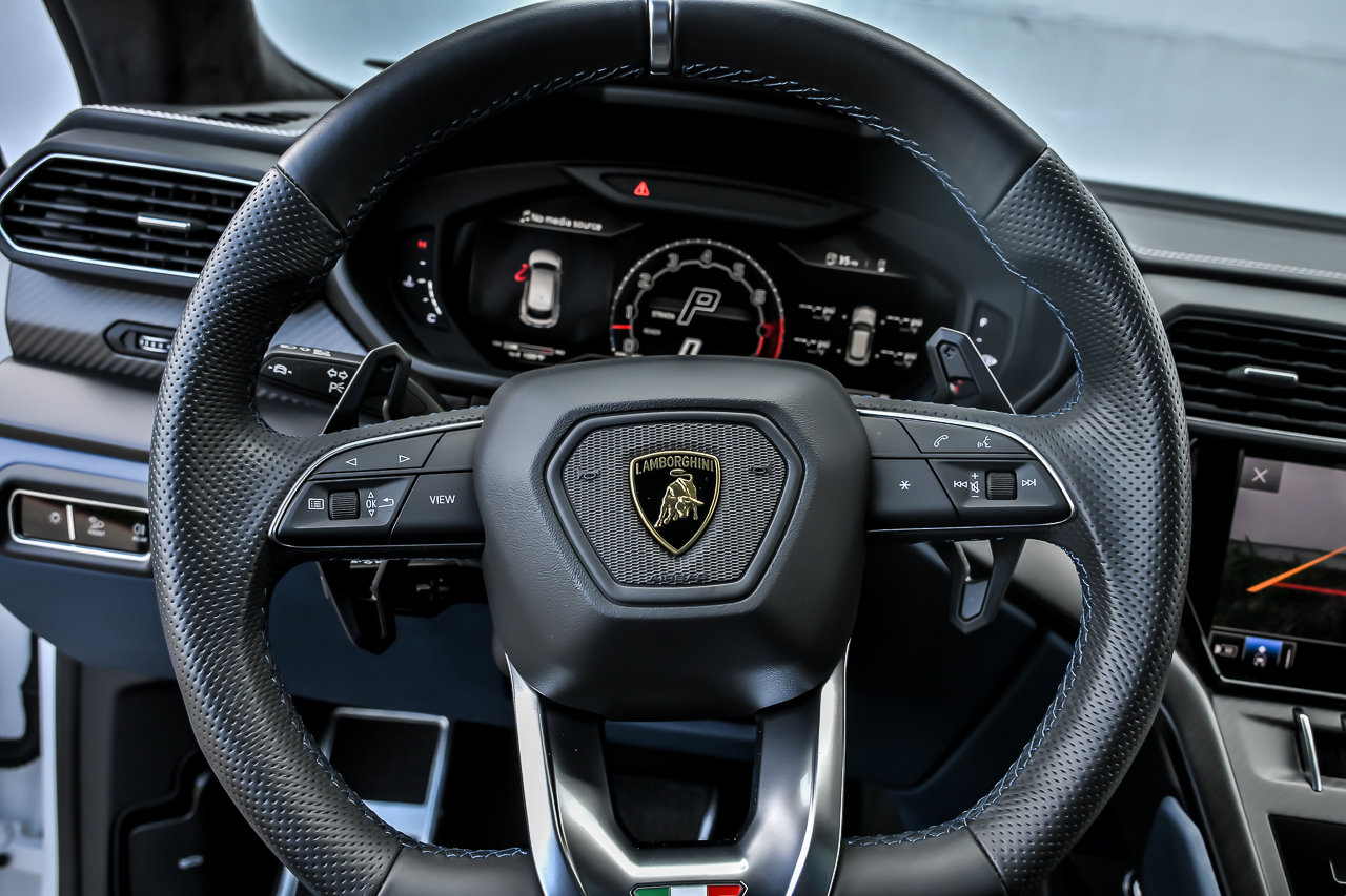 Used 2024 Lamborghini Urus S AWD/4WD image 40