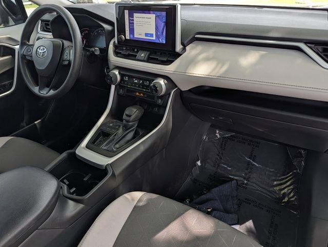 Used 2024 Toyota RAV4 XLE w/ Convenience Package FWD image 33