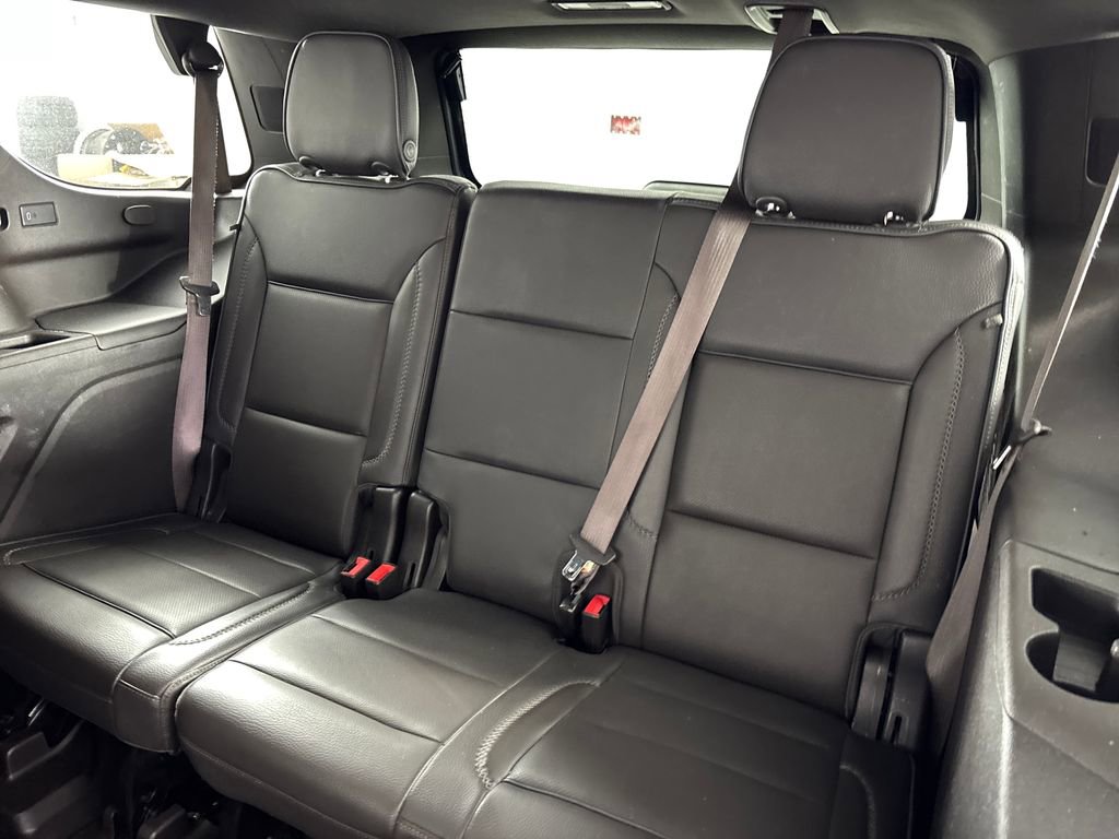 Used 2021 GMC Yukon Denali w/ Denali Premium Package image 28