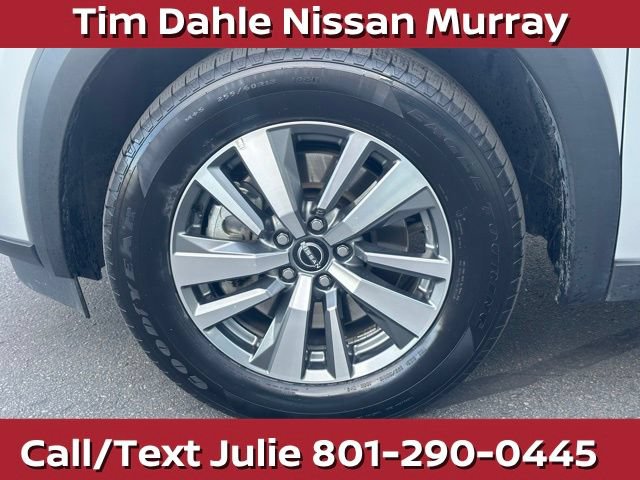 Used 2025 Nissan Pathfinder SL AWD/4WD image 14