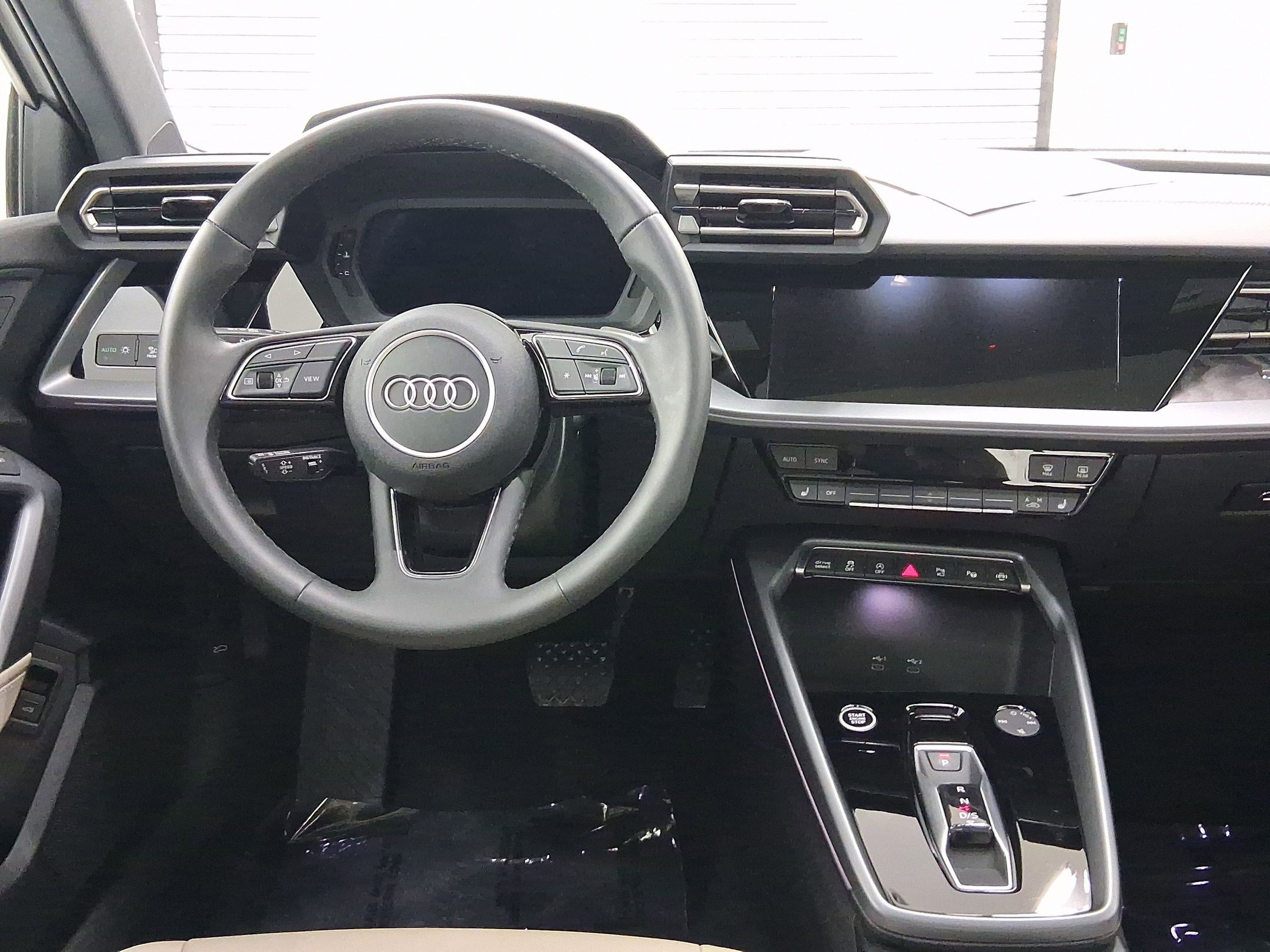 Used 2025 Audi A3 2.0T Premium w/ Black Optic Package image 4