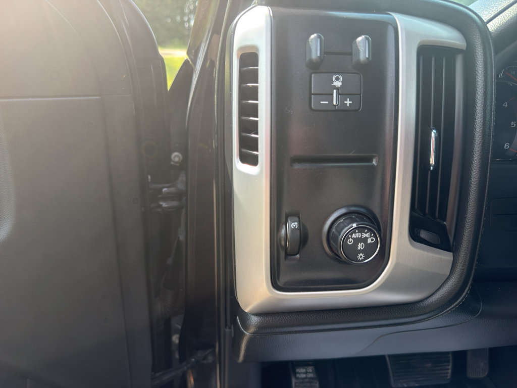 Used 2015 GMC Sierra 1500 SLT w/ Max Trailering Package RWD image 12