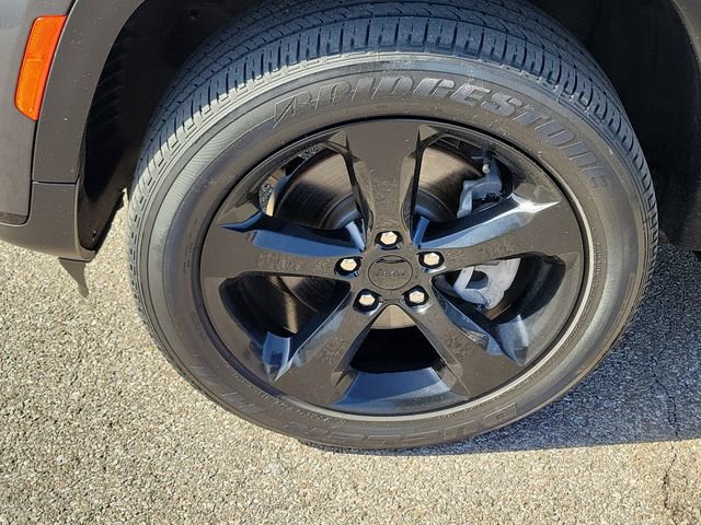 Used 2021 Jeep Grand Cherokee L Laredo AWD/4WD image 9