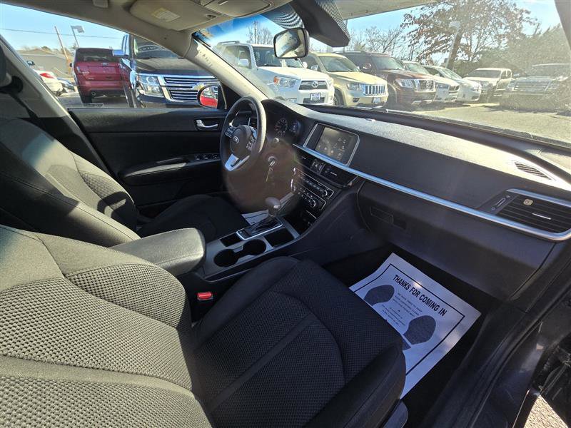 Used 2019 Kia Optima LX image 20