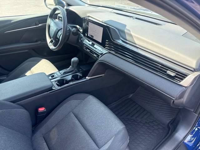 Used 2026 Toyota Camry LE FWD image 15