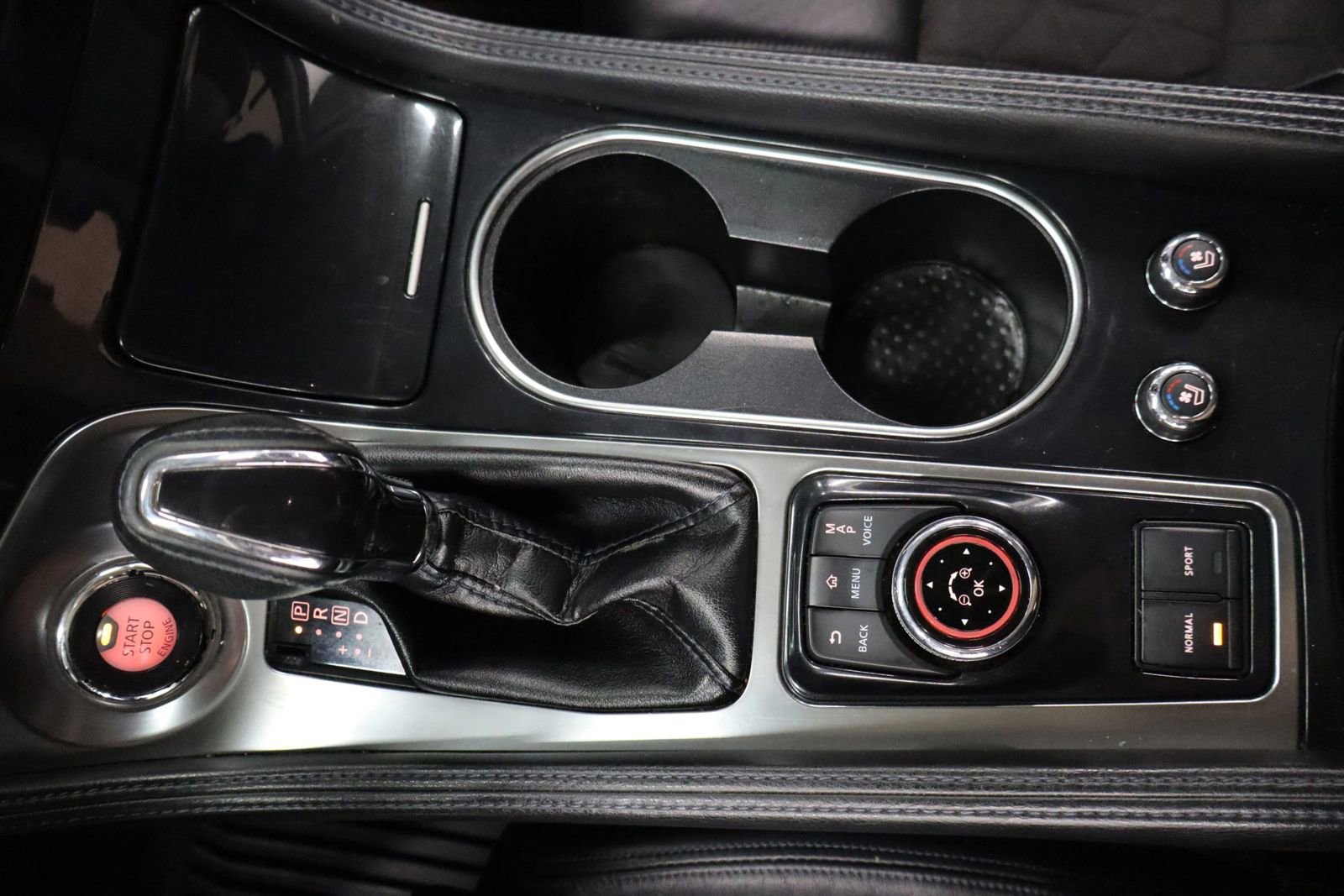 Used 2017 Nissan Maxima SR w/ Midnight Edition image 21