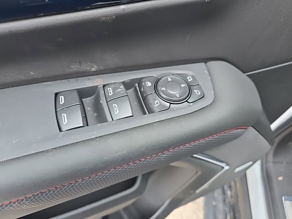 Used 2026 Chevrolet Suburban RST w/ Comfort Package AWD/4WD image 8