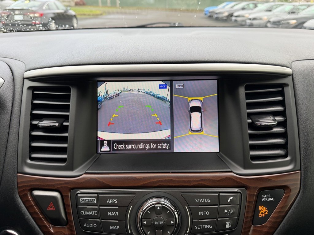 Used 2019 Nissan Pathfinder Platinum image 23