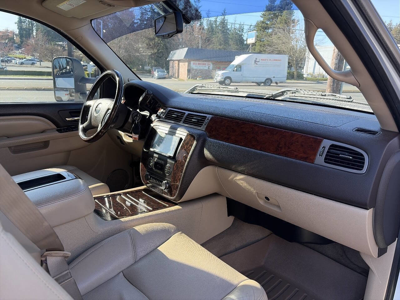 Used 2014 GMC Sierra 2500 Denali w/ Suspension Package, Off-Road image 20