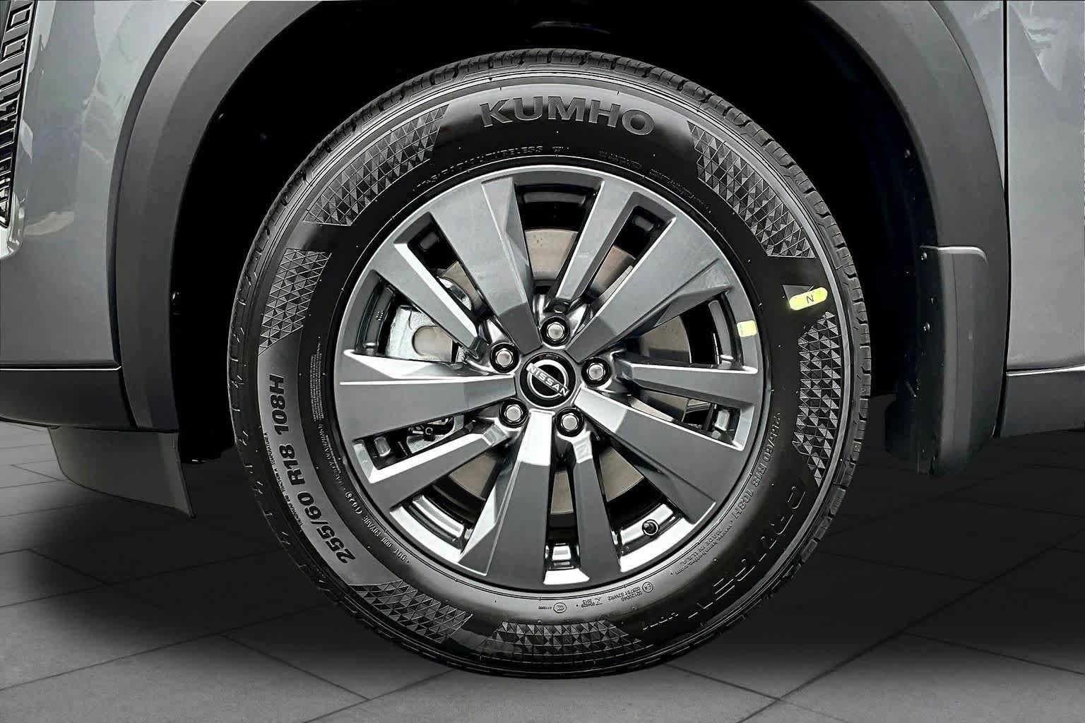 New 2026 Nissan Pathfinder SV image 11