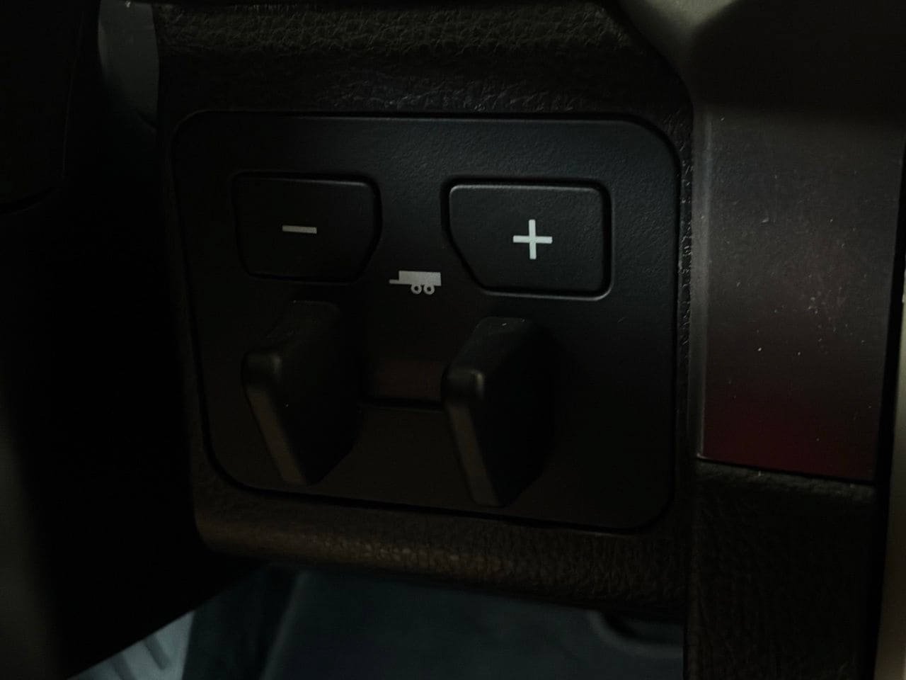 Used 2024 Toyota Tacoma TRD Off-Road w/ TRD Off Road Premium Package AWD/4WD image 42