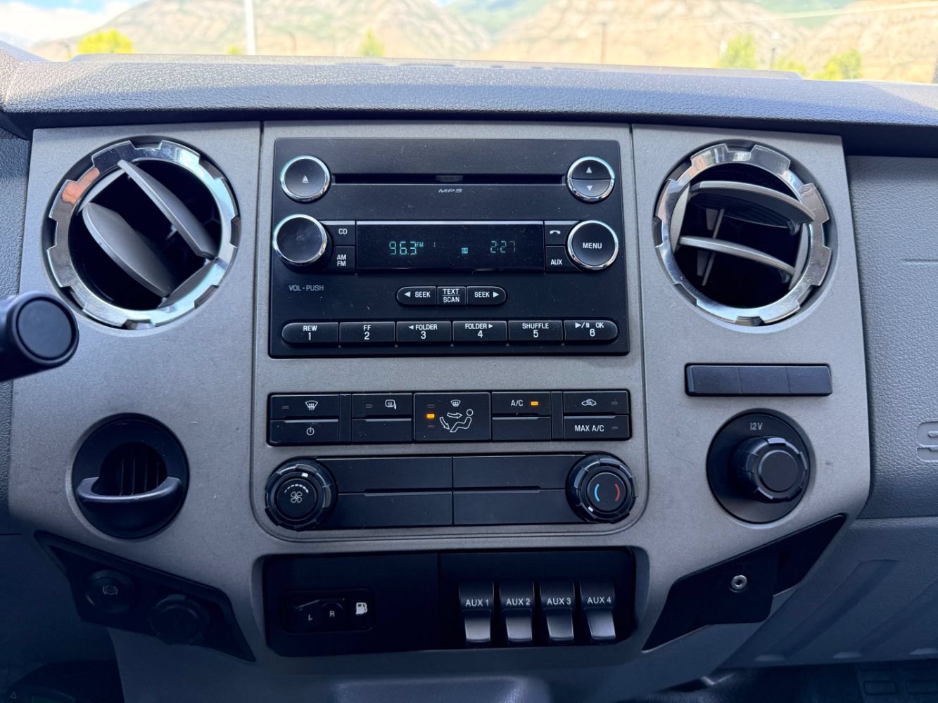 Used 2019 Ford F650 2WD Crew Cab Super Duty image 8