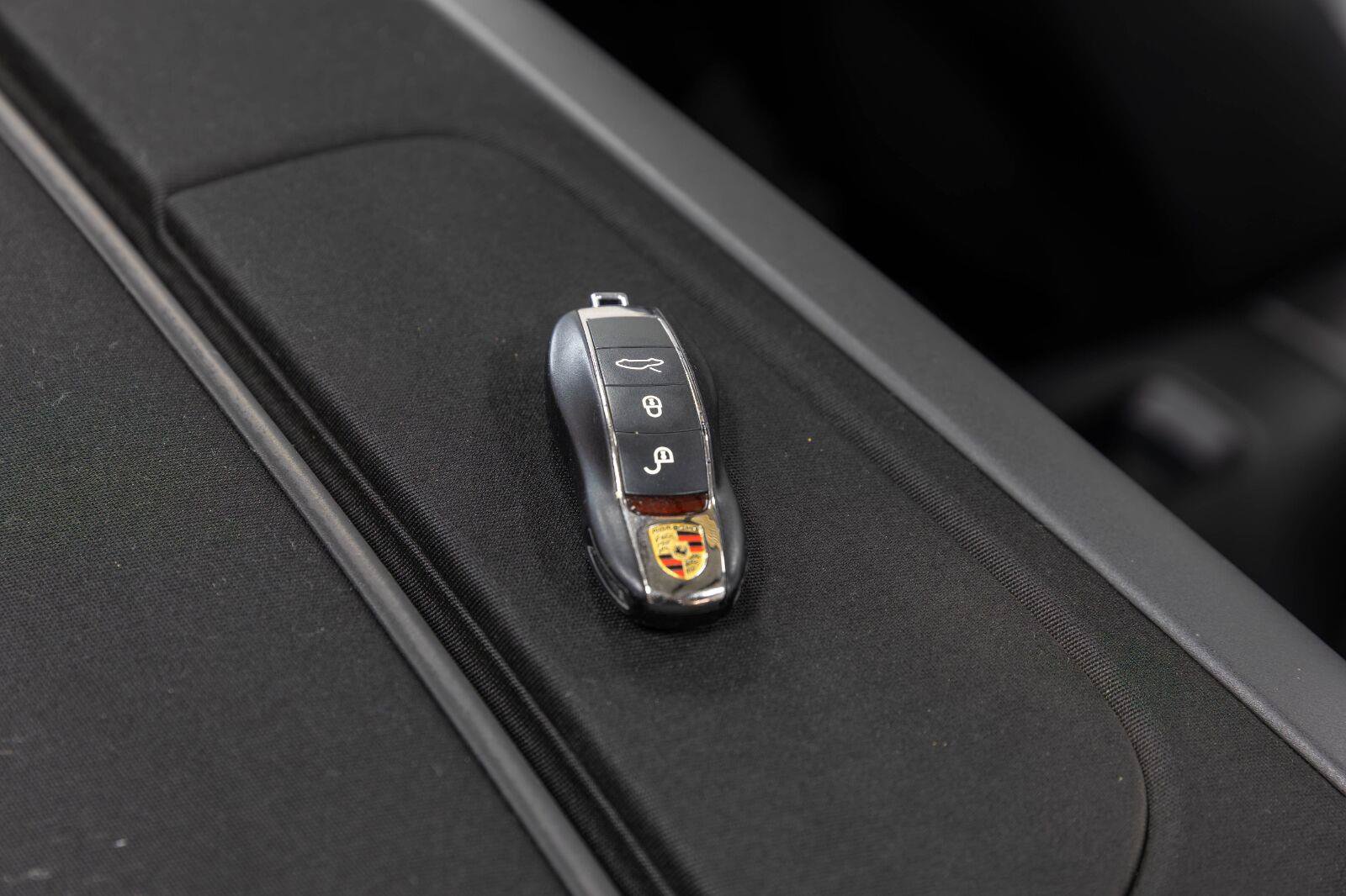 Used 2016 Porsche 911 Carrera S RWD image 94