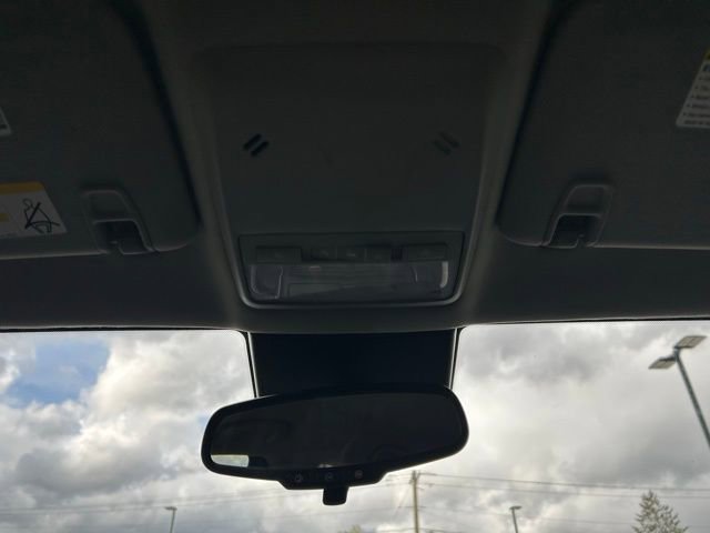 Used 2016 Chevrolet Trax LT w/ LT Convenience Package AWD/4WD image 12