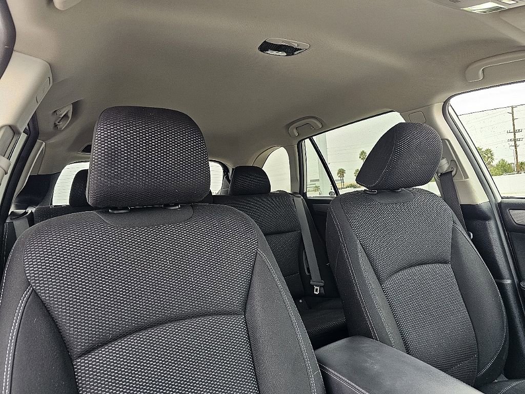 Used 2018 Subaru Outback 2.5i Premium image 19