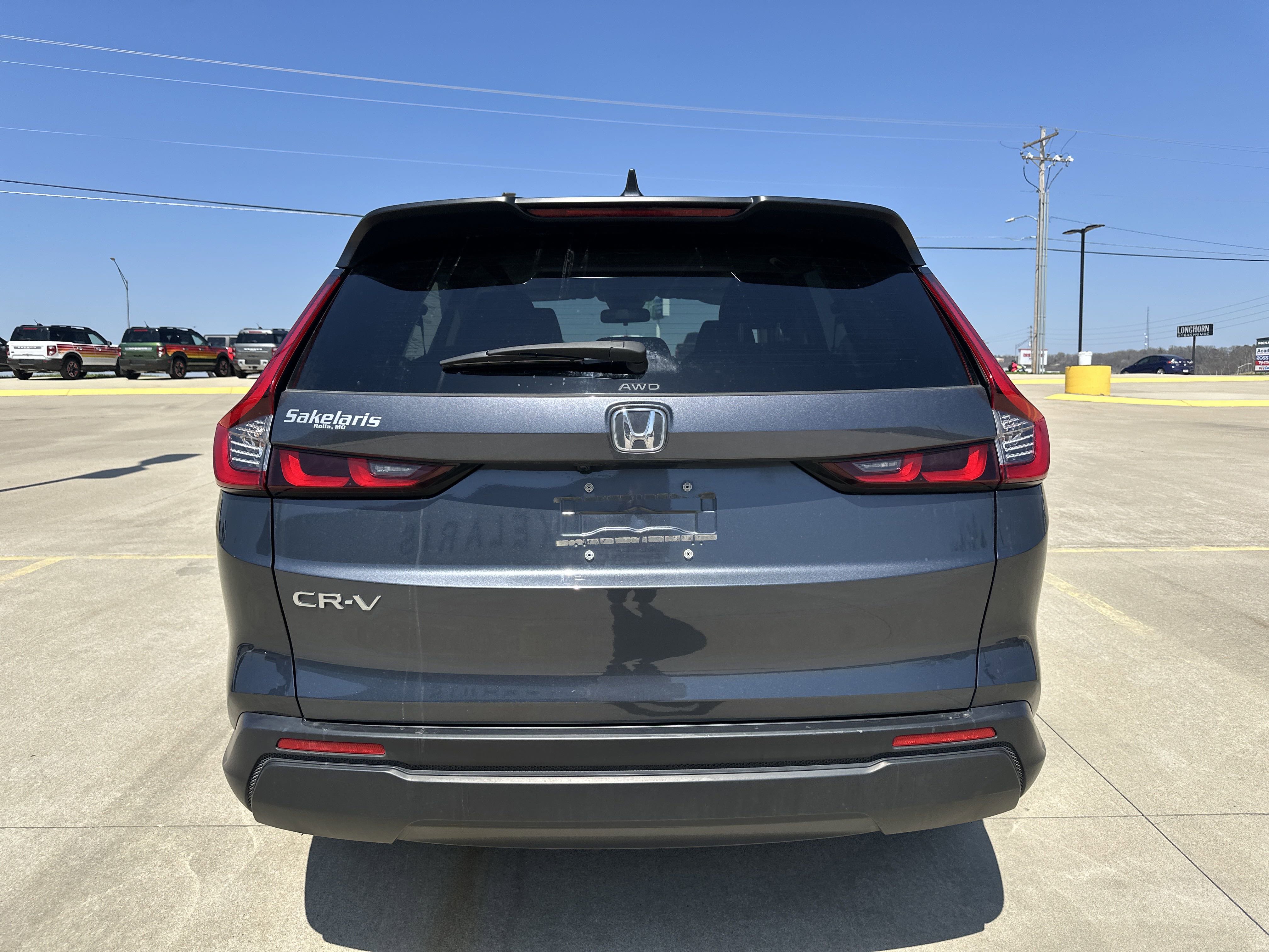 Used 2024 Honda CR-V EX image 2