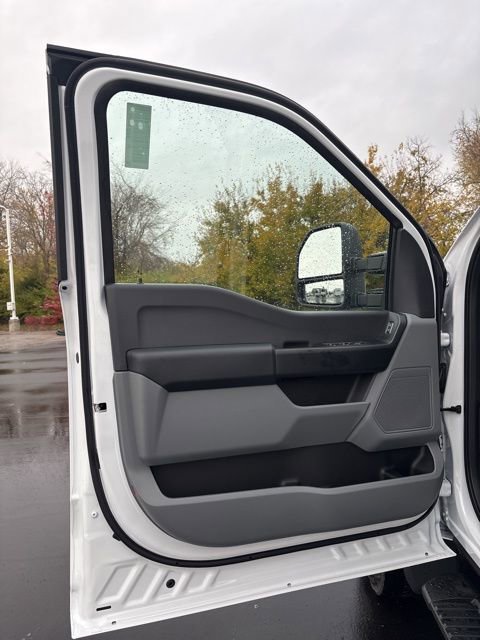 New 2026 Ford F450 XL w/ XL Chrome Package image 12