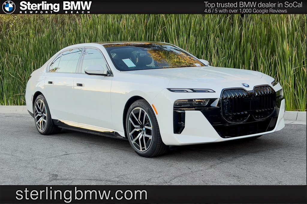 New 2025 BMW i7 xDrive60 w/ Premium Package
