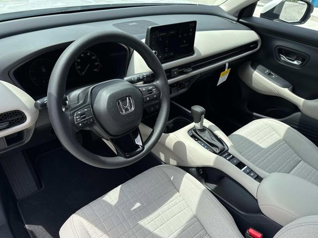 New 2026 Honda HR-V LX image 4