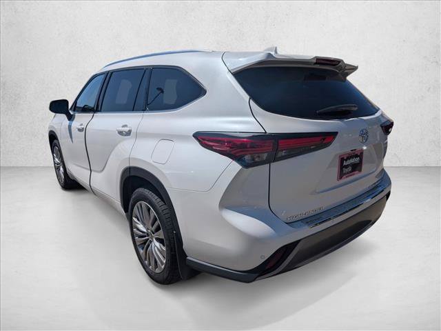 Used 2021 Toyota Highlander Platinum AWD/4WD image 8
