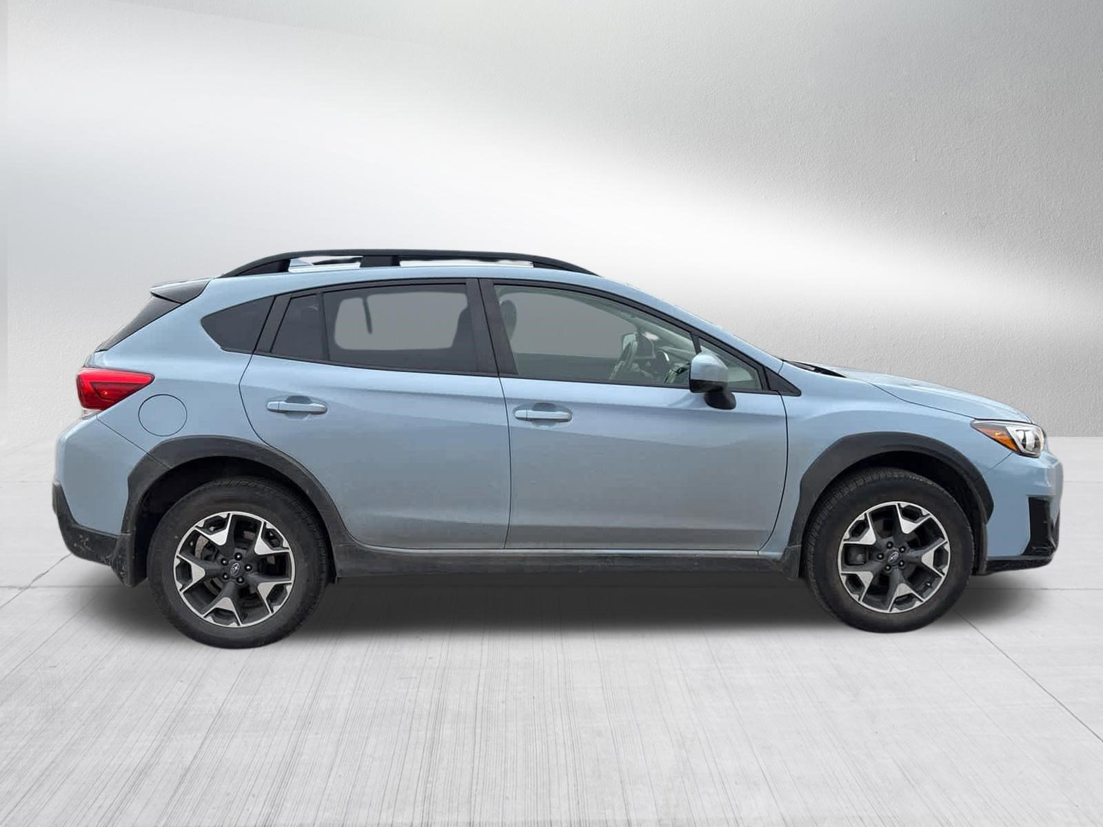 Used 2020 Subaru Crosstrek 2.0i Premium w/ Moonroof Package 2 image 8