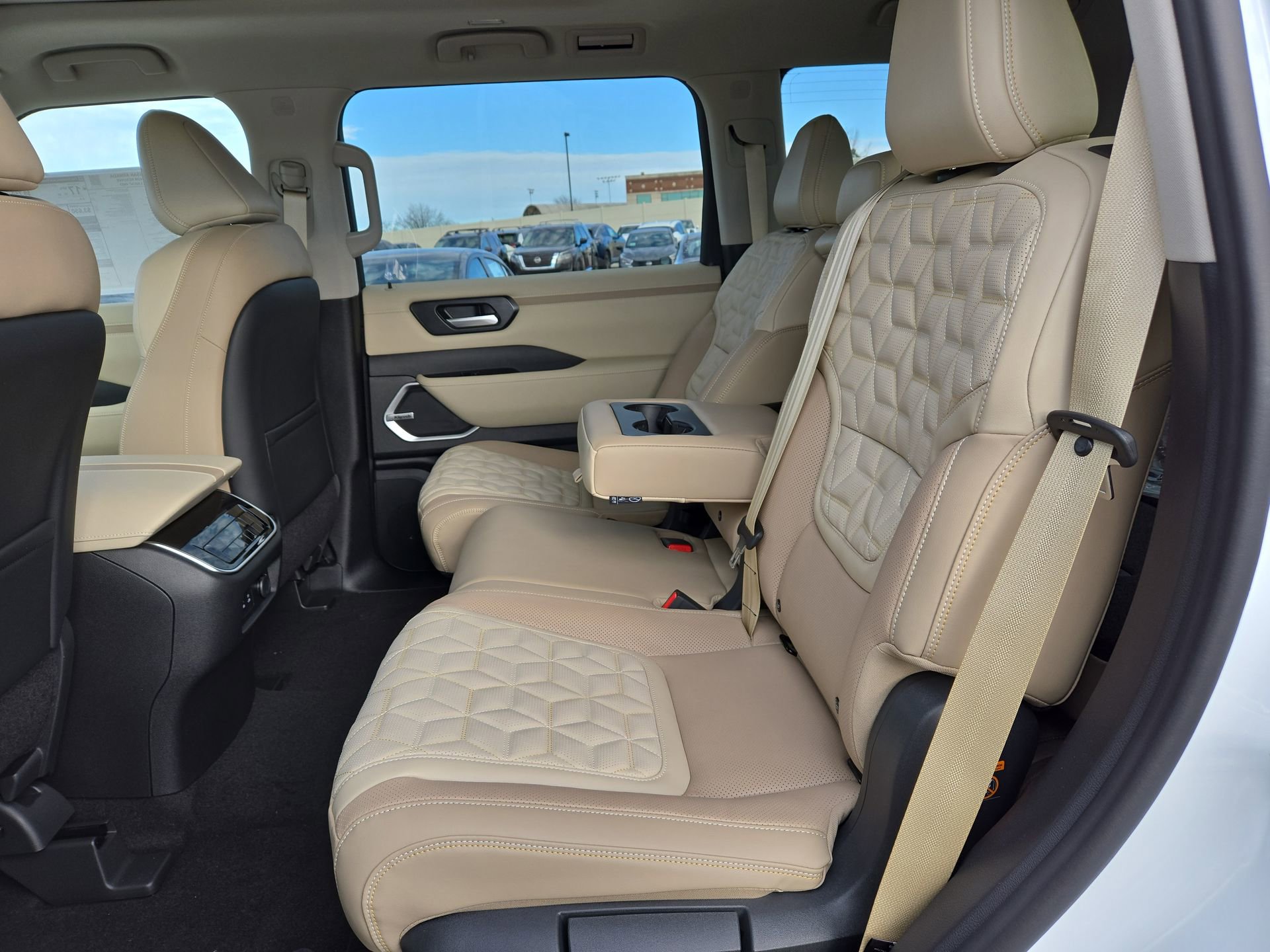 New 2026 Nissan Armada Platinum Reserve image 42