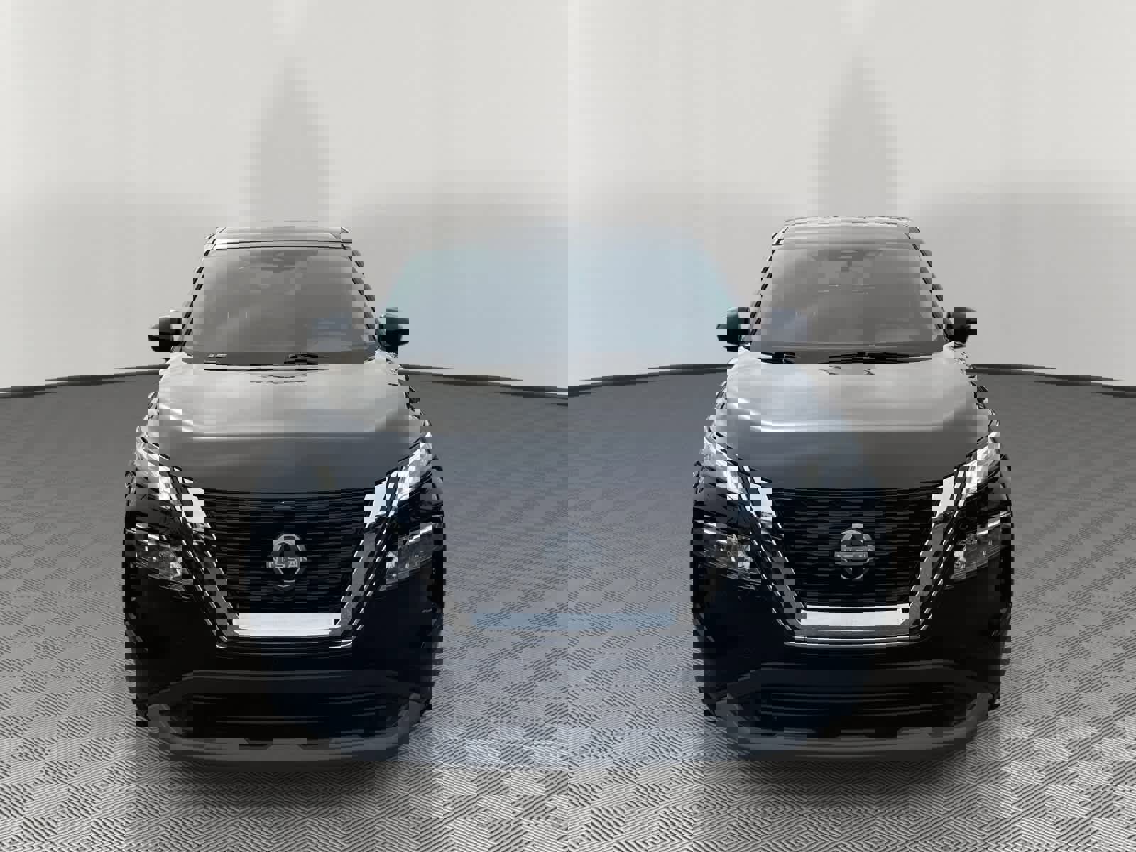 Used 2023 Nissan Rogue SV image 2