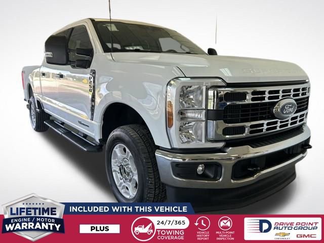 Used 2025 Ford F250 XLT AWD/4WD image 1