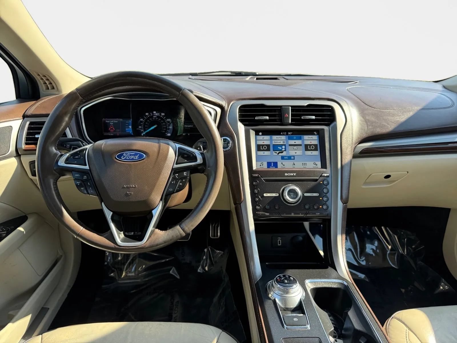 Used 2017 Ford Fusion Platinum FWD image 13