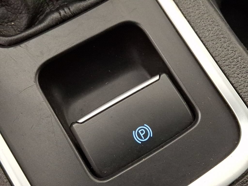 Used 2019 Ford Escape SEL AWD/4WD image 24