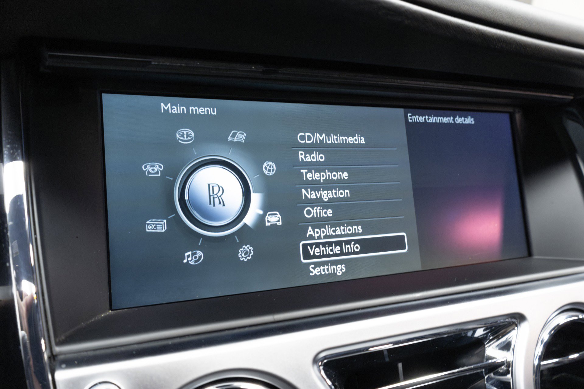 Used 2011 Rolls-Royce Ghost image 48