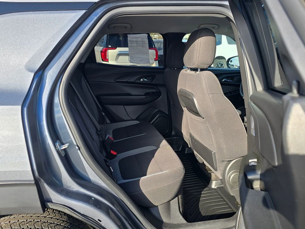 Used 2022 Chevrolet TrailBlazer LT image 31