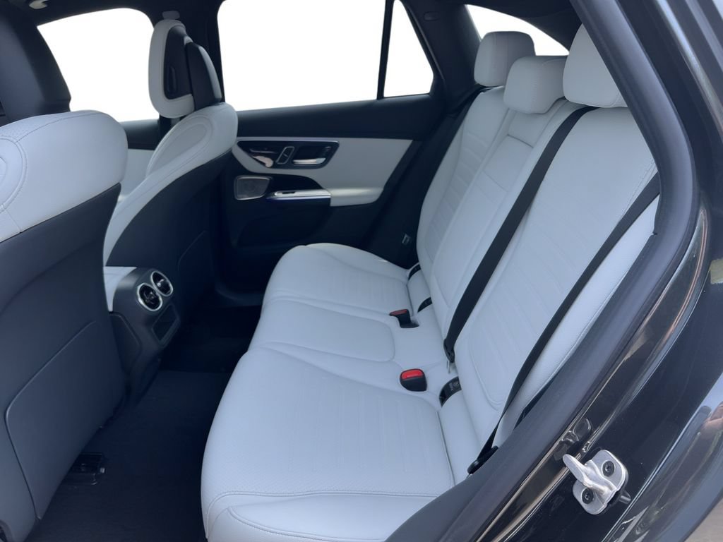New 2026 Mercedes-Benz GLC 300 4MATIC image 7