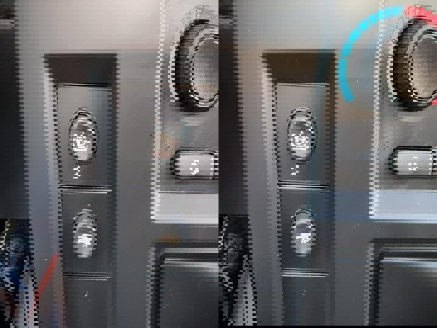 Used 2005 HUMMER H2 SUT w/ Preferred Equipment Group image 33