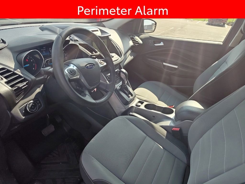 Used 2016 Ford Escape SE w/ Equipment Group 201A FWD image 9