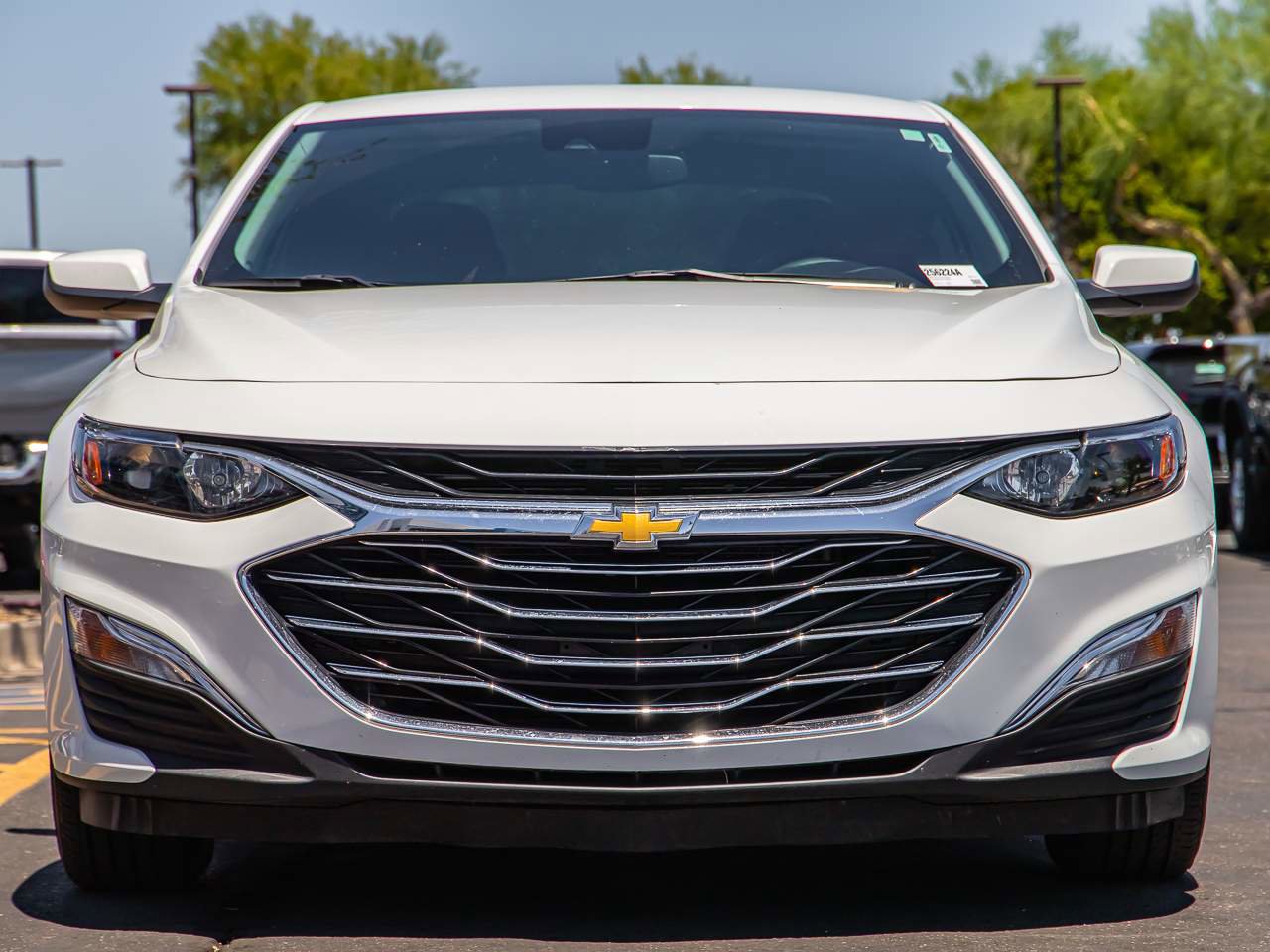Used 2025 Chevrolet Malibu LS image 2