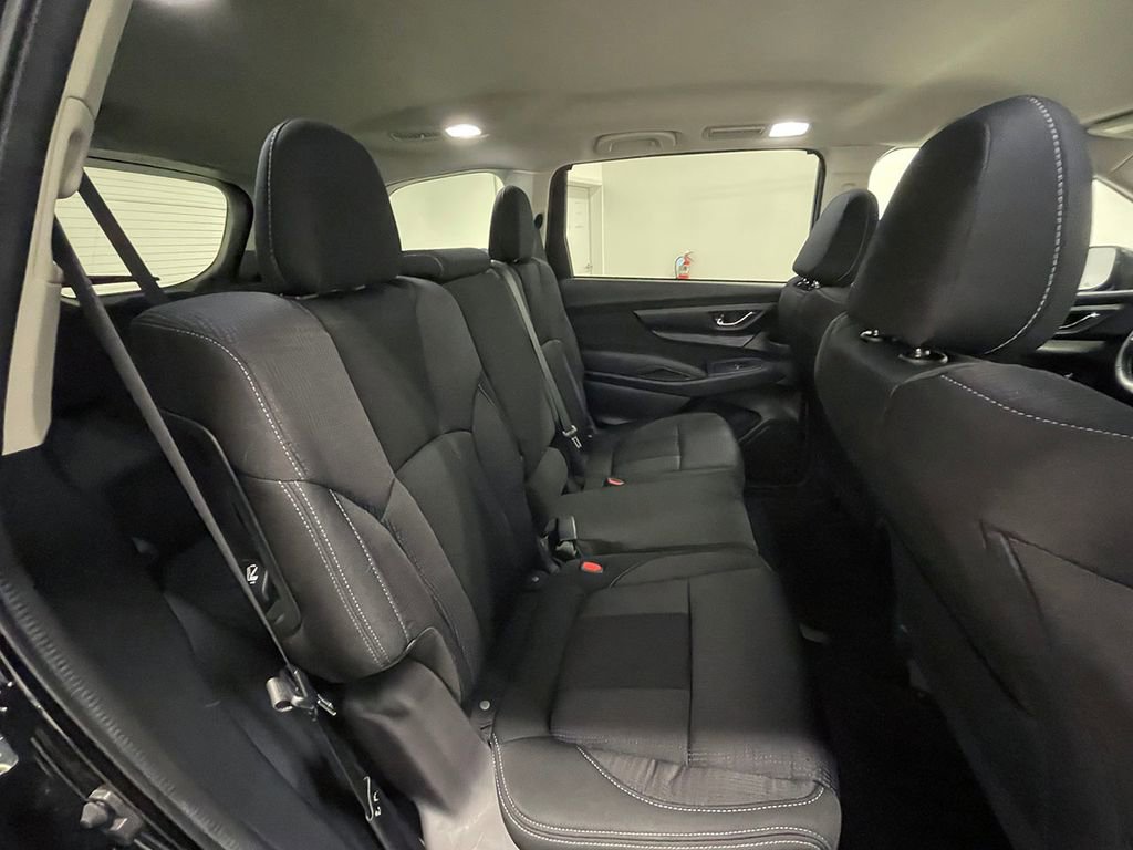Used 2025 Subaru Ascent Premium image 26