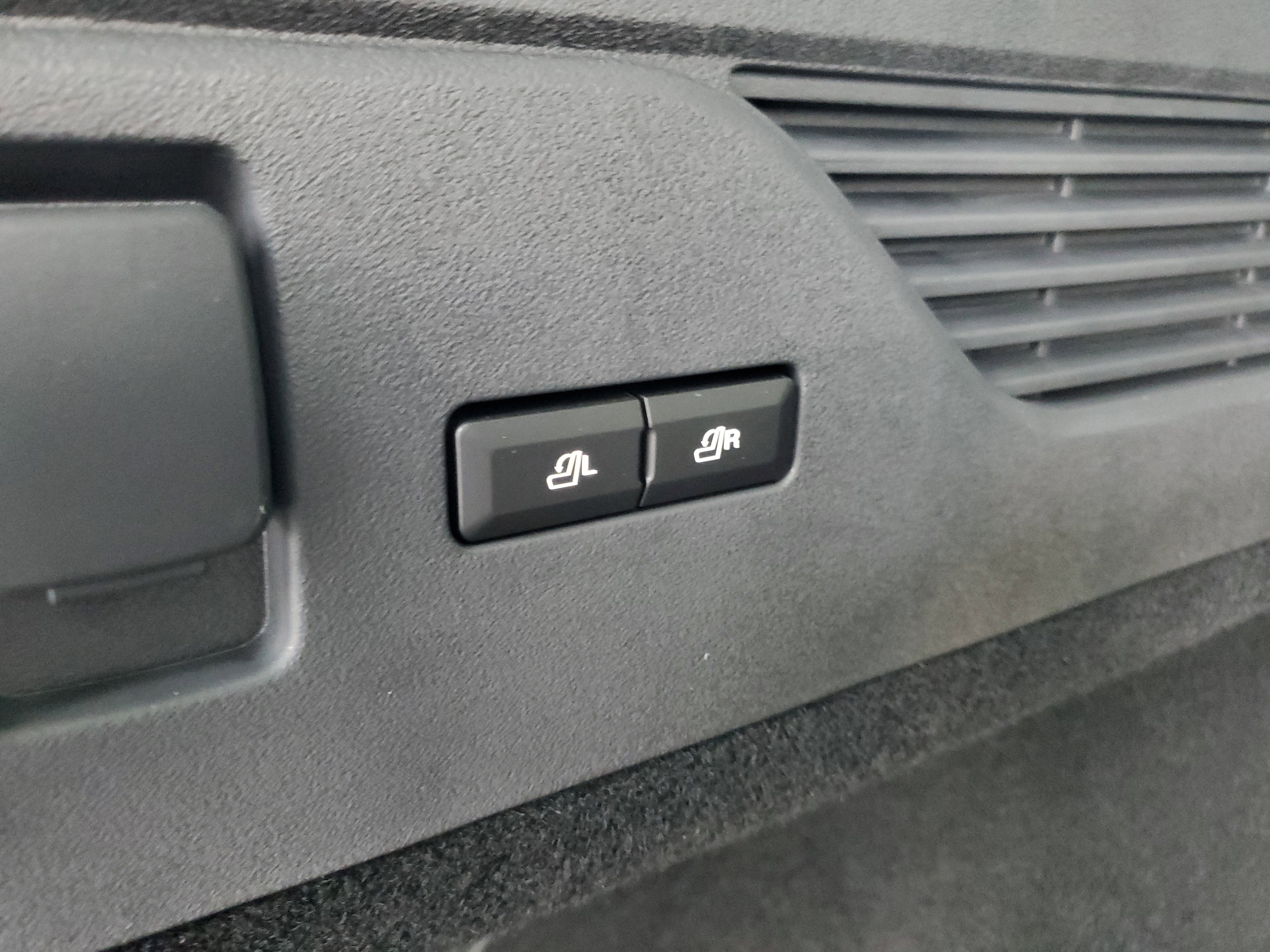 New 2026 Lincoln Nautilus Reserve w/ Jet Appearance Package image 31