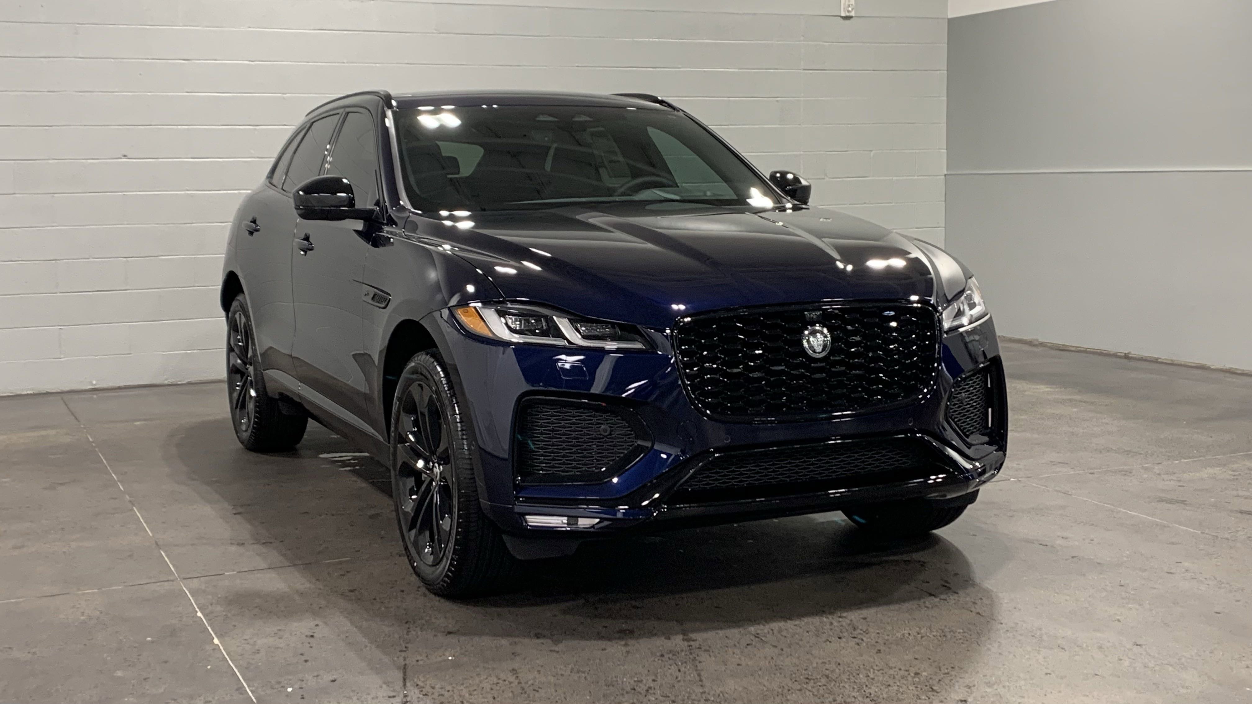 New 2026 Jaguar F-PACE R-Dynamic S image 11