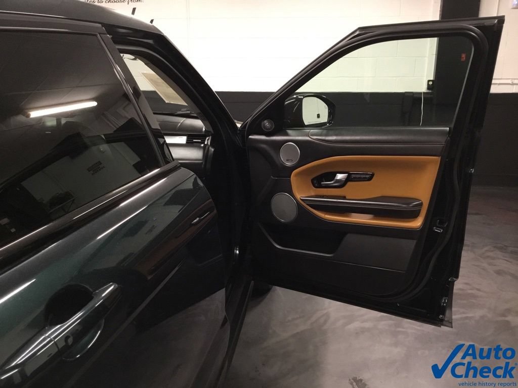 Used 2016 Land Rover Range Rover Evoque HSE Dynamic AWD/4WD image 38