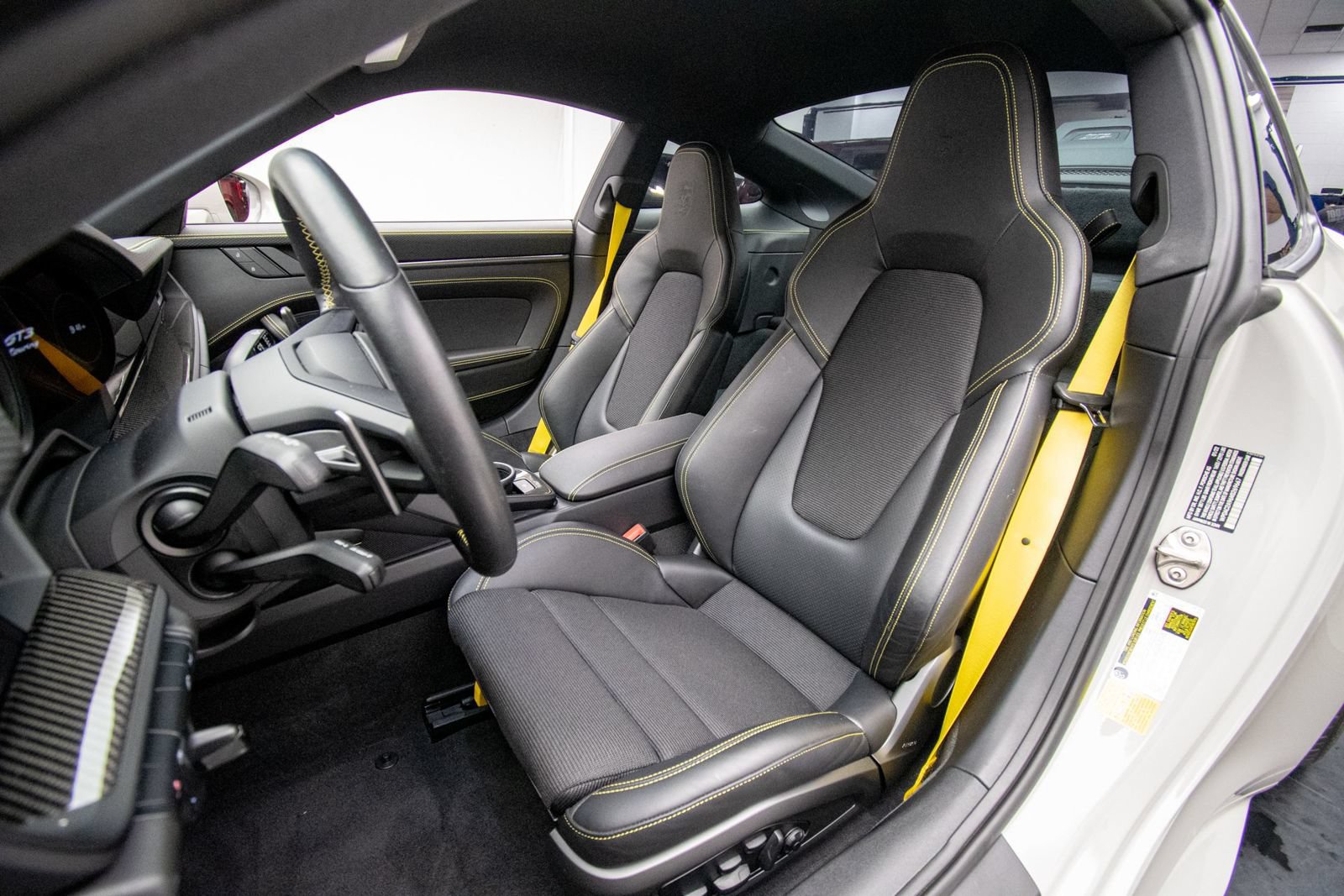 Used 2022 Porsche 911 GT3 RWD image 12