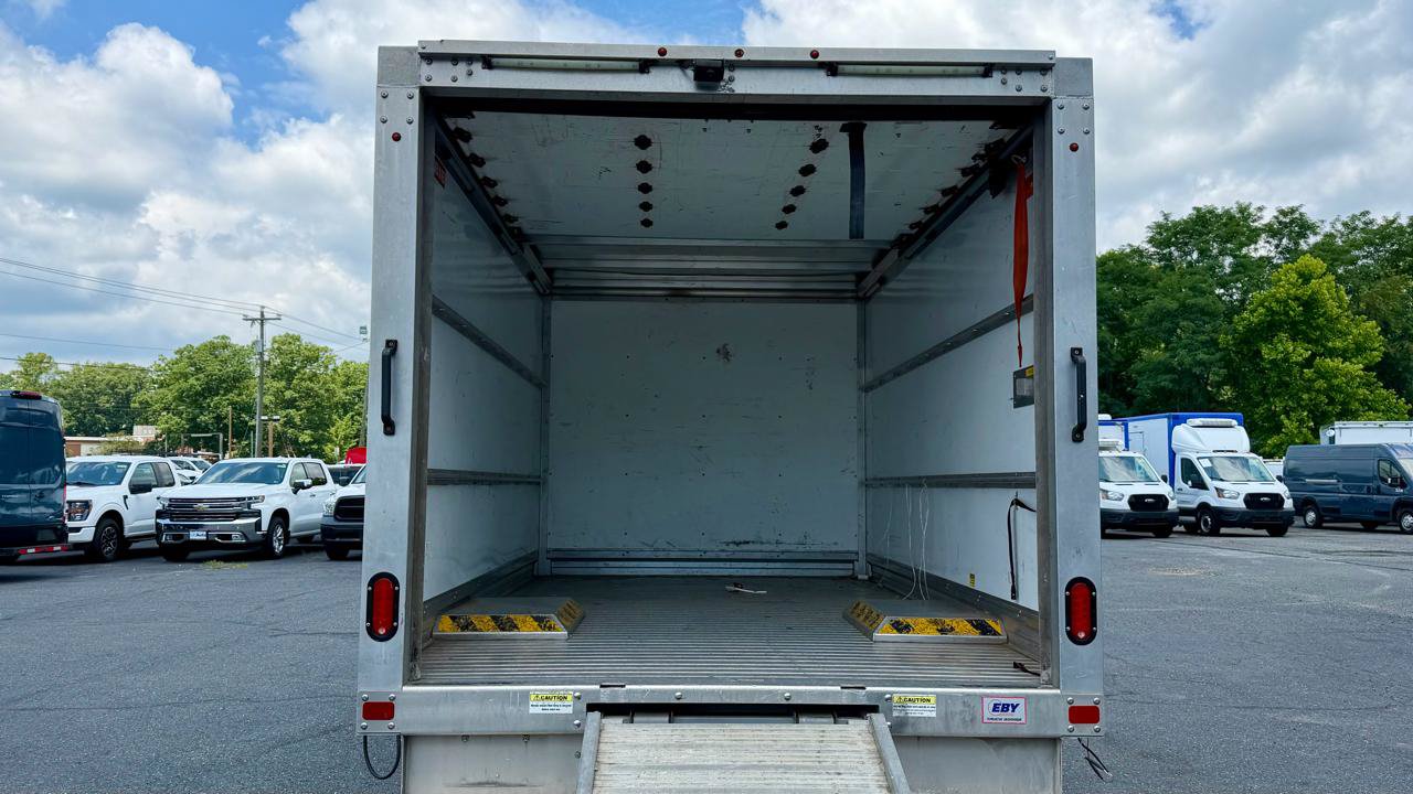 Used 2020 Ford Transit 350 RWD image 10