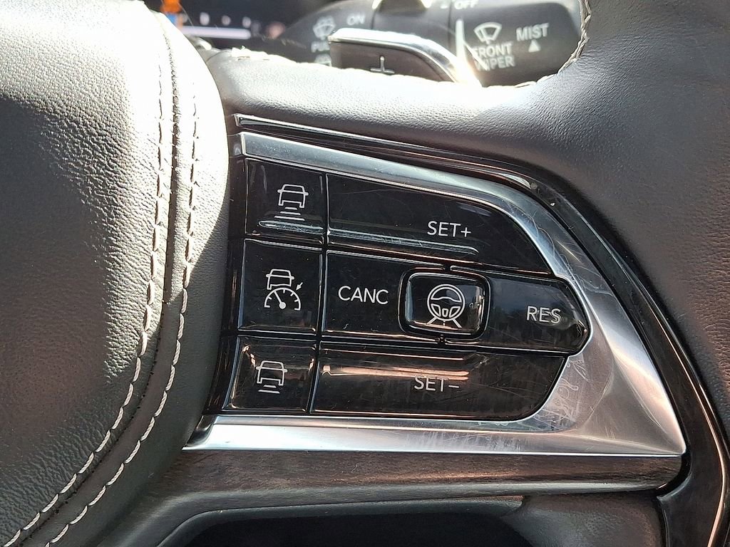 Used 2021 Jeep Grand Cherokee L Overland w/ Advanced Protech Group III image 25