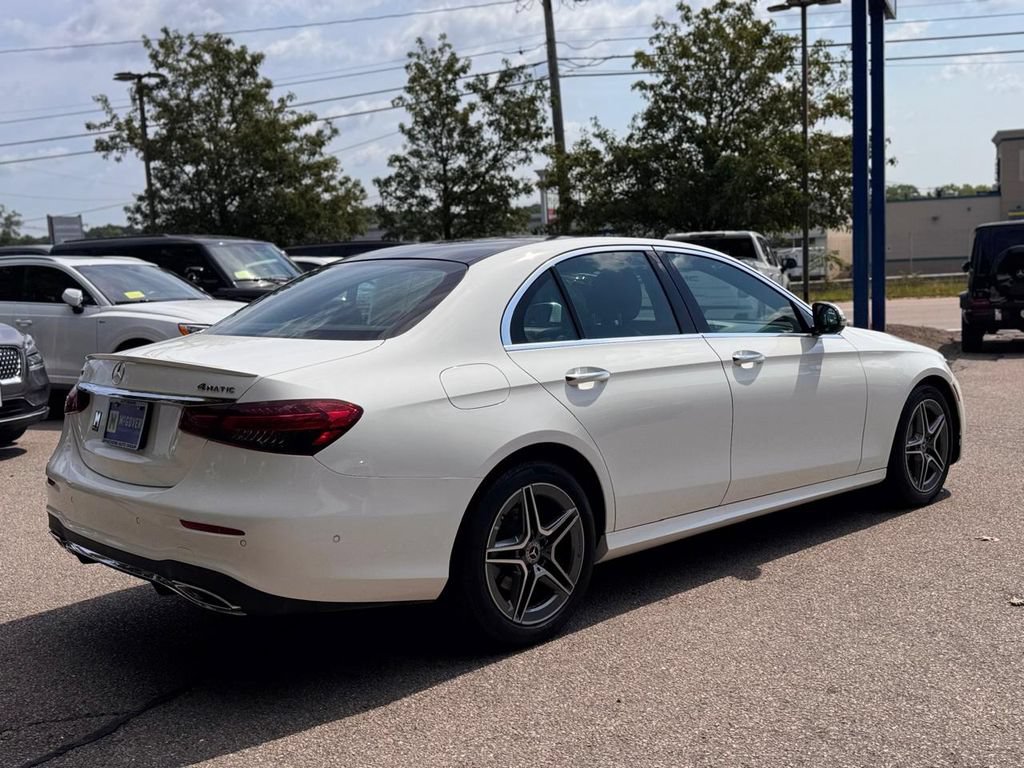 Used 2023 Mercedes-Benz E 350 4MATIC Sedan image 6