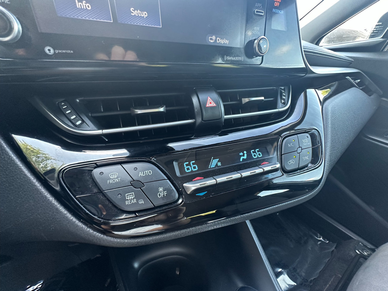 Used 2021 Toyota C-HR LE image 33