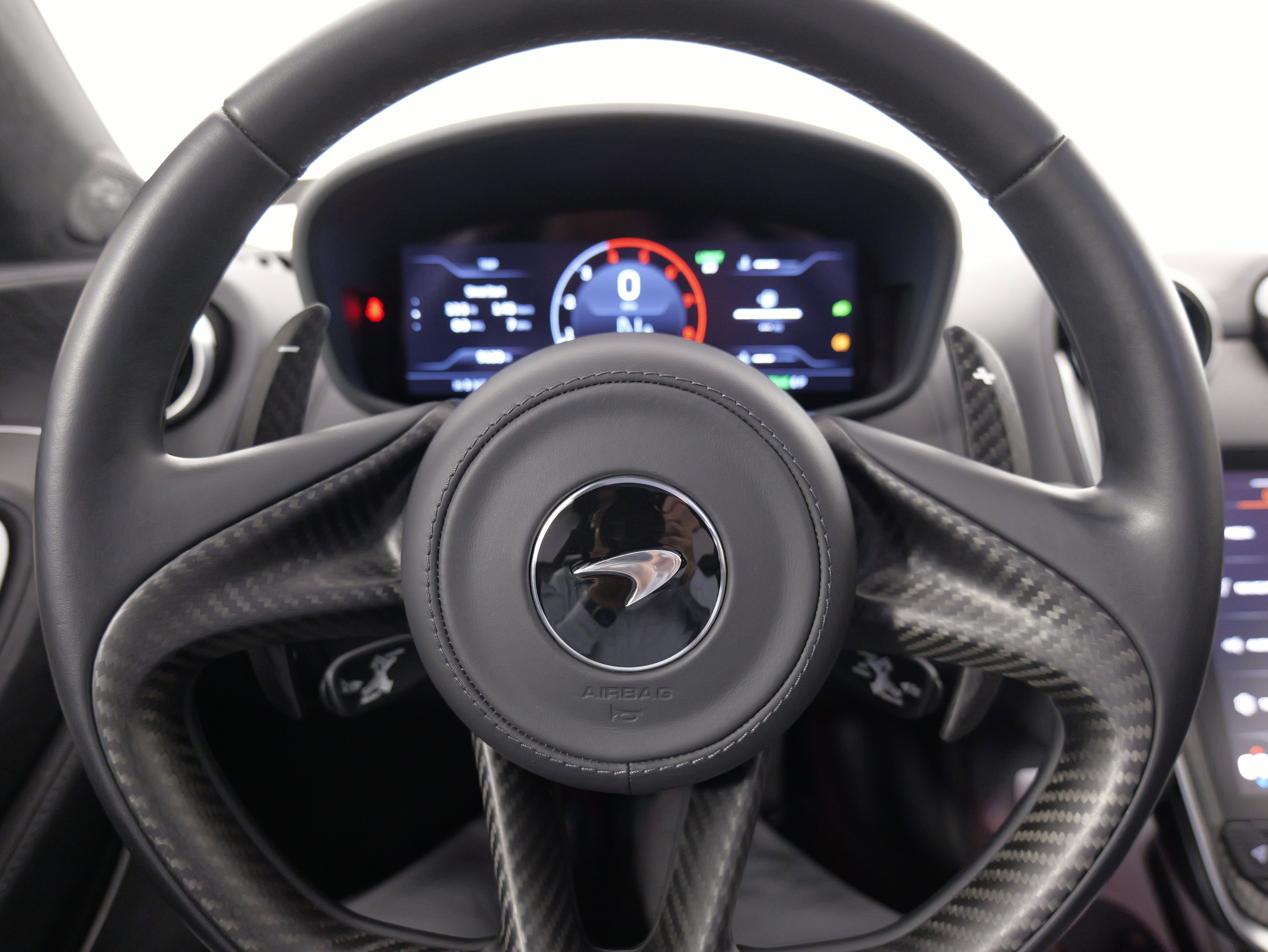 Used 2022 McLaren GT image 46