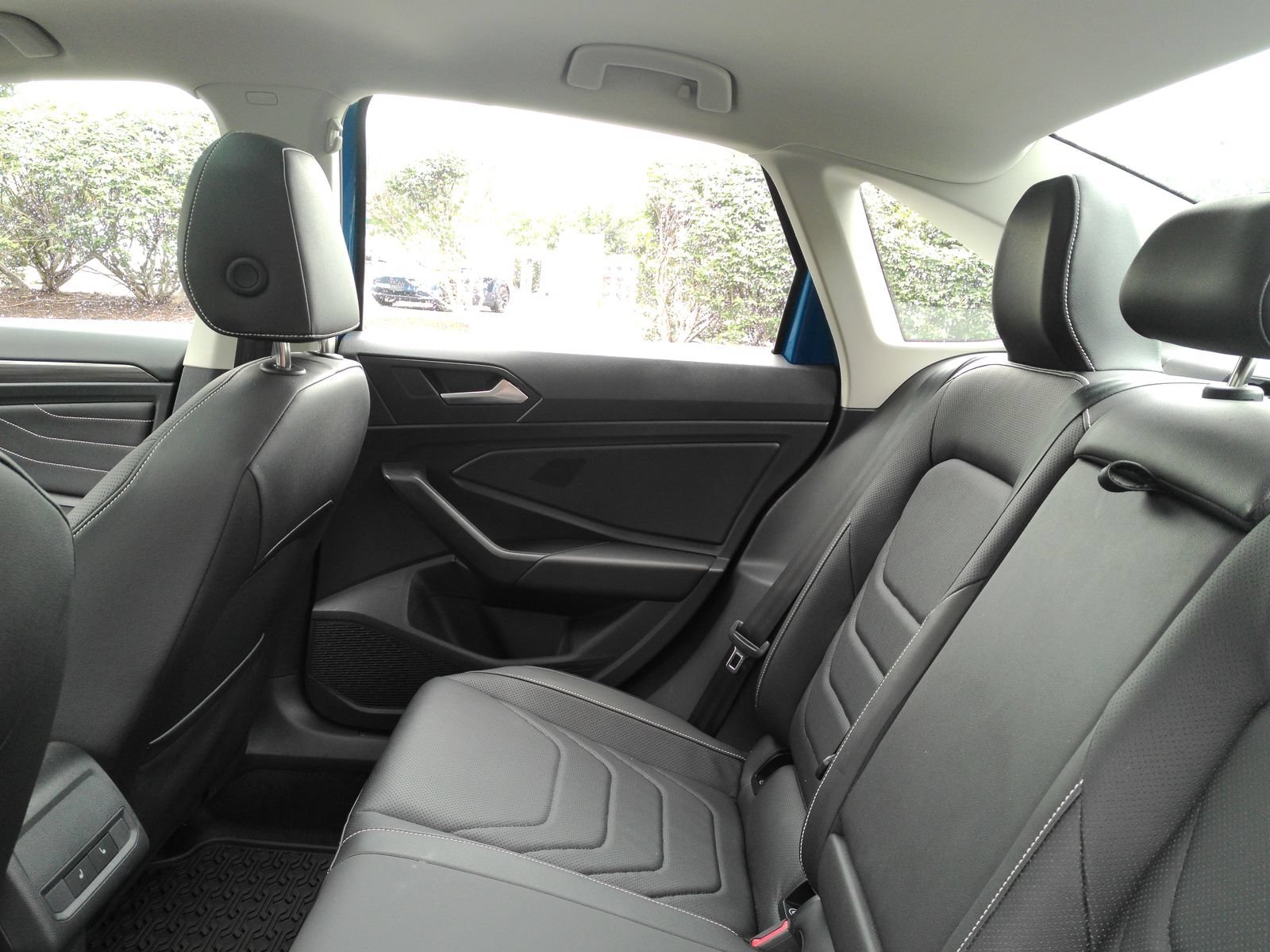 Used 2024 Volkswagen Jetta SEL FWD image 12